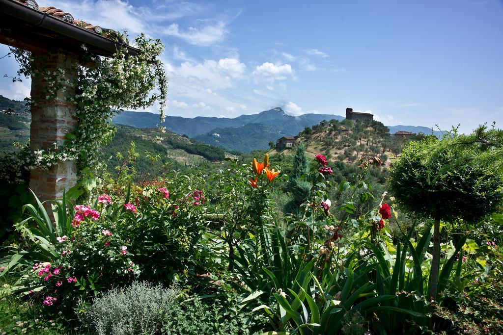 Suite Accommodation Mastiano Exterior photo